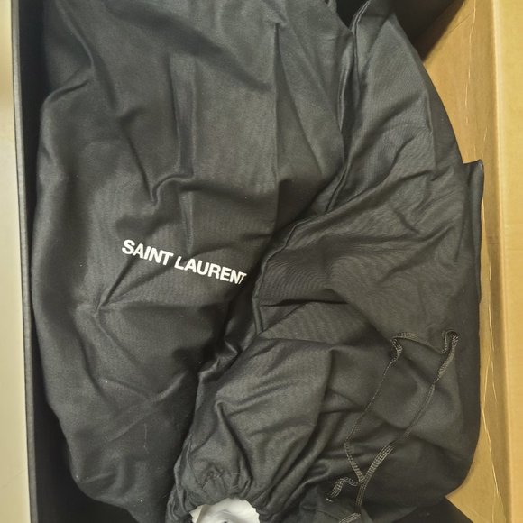 *RARE* Saint Laurent YSL Men's Red Black - Picture 3 of 10